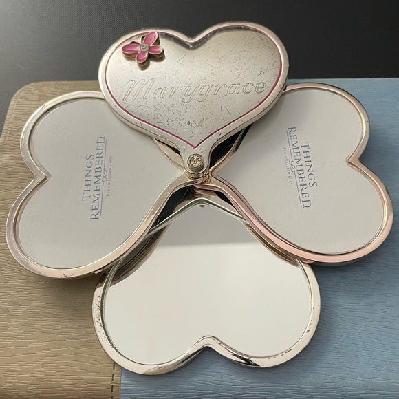 THINGS REMEMBERED Heart Compact - Picture 2 of 6